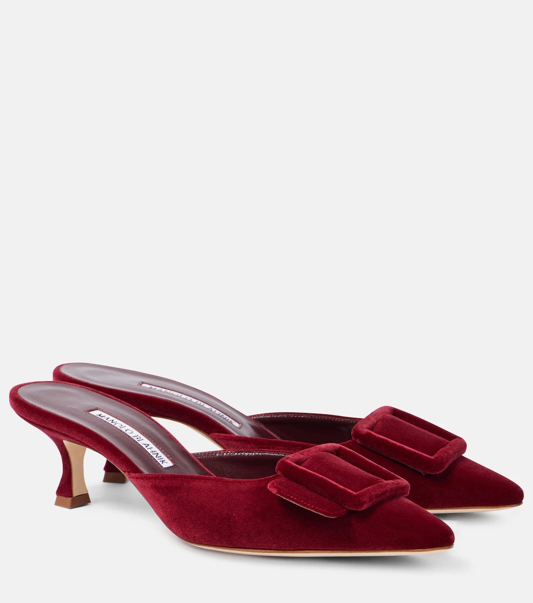 Manolo Blahnik - Maysale 50 velvet mules