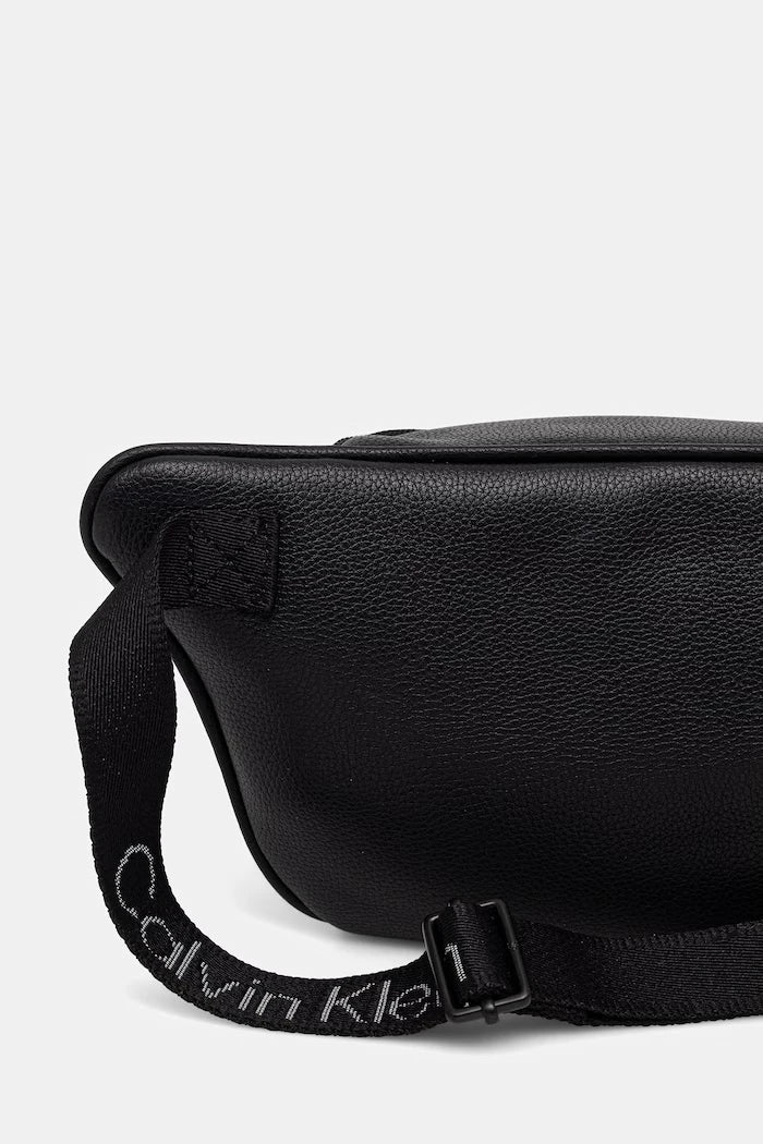 Calvin Klein чанта за кръста мъжка от имитация на кожа