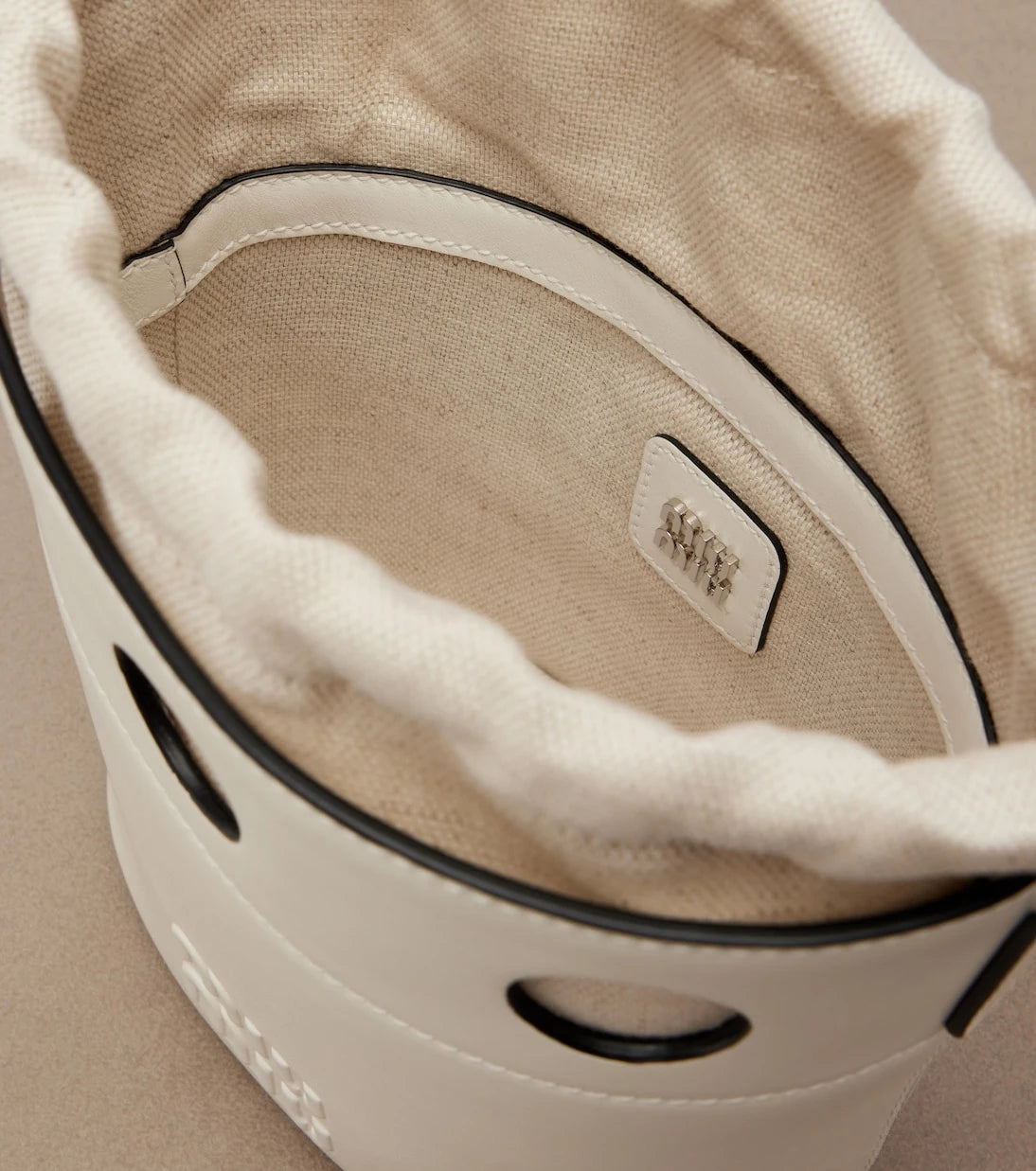 Miu Miu - Leather bucket bag