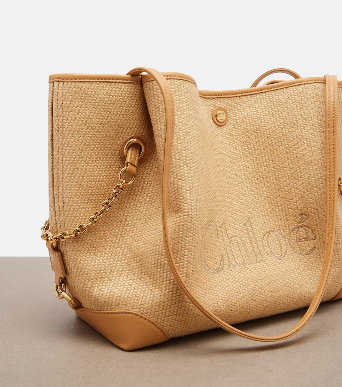 Chloé - Chloé Clover Medium raffia-effect tote bag