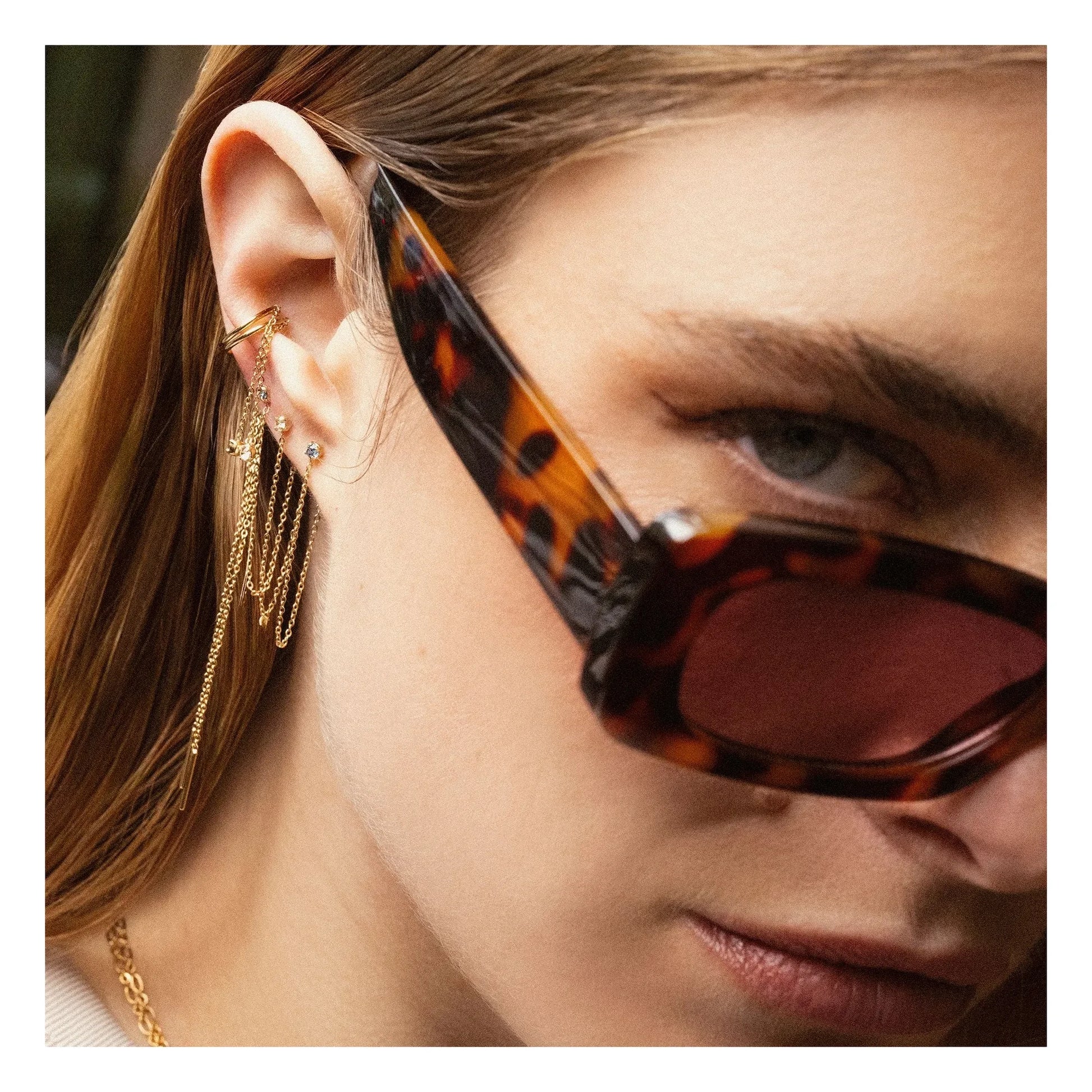 April Please - Earcuff Mael | Khaki