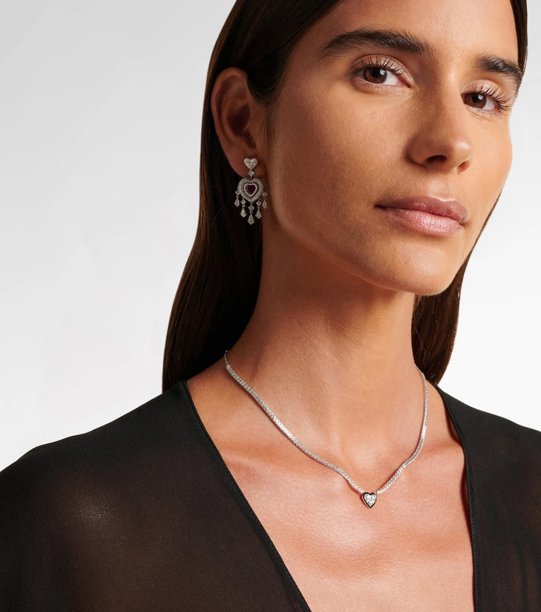 Kamyen - Heart 18kt white gold choker with diamonds