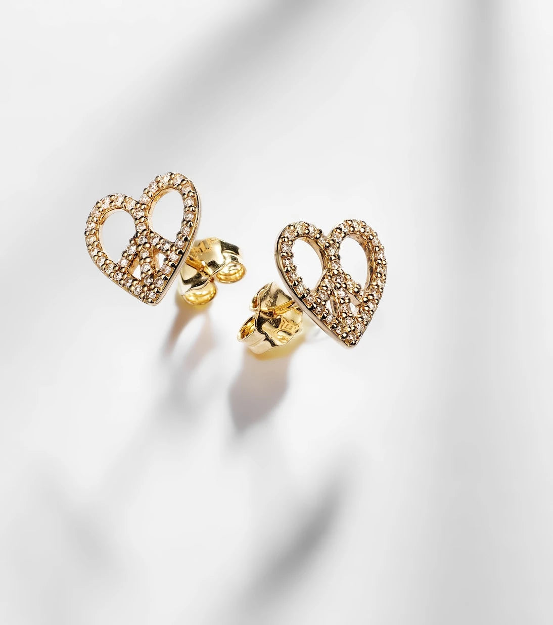 Sydney Evan - Peace Heart 14kt gold earrings with diamonds