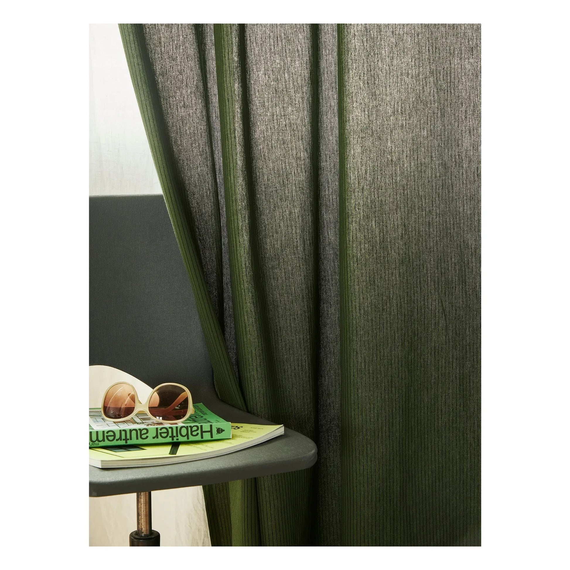 La cerise sur le gâteau - Léonie curtain | Moss Green