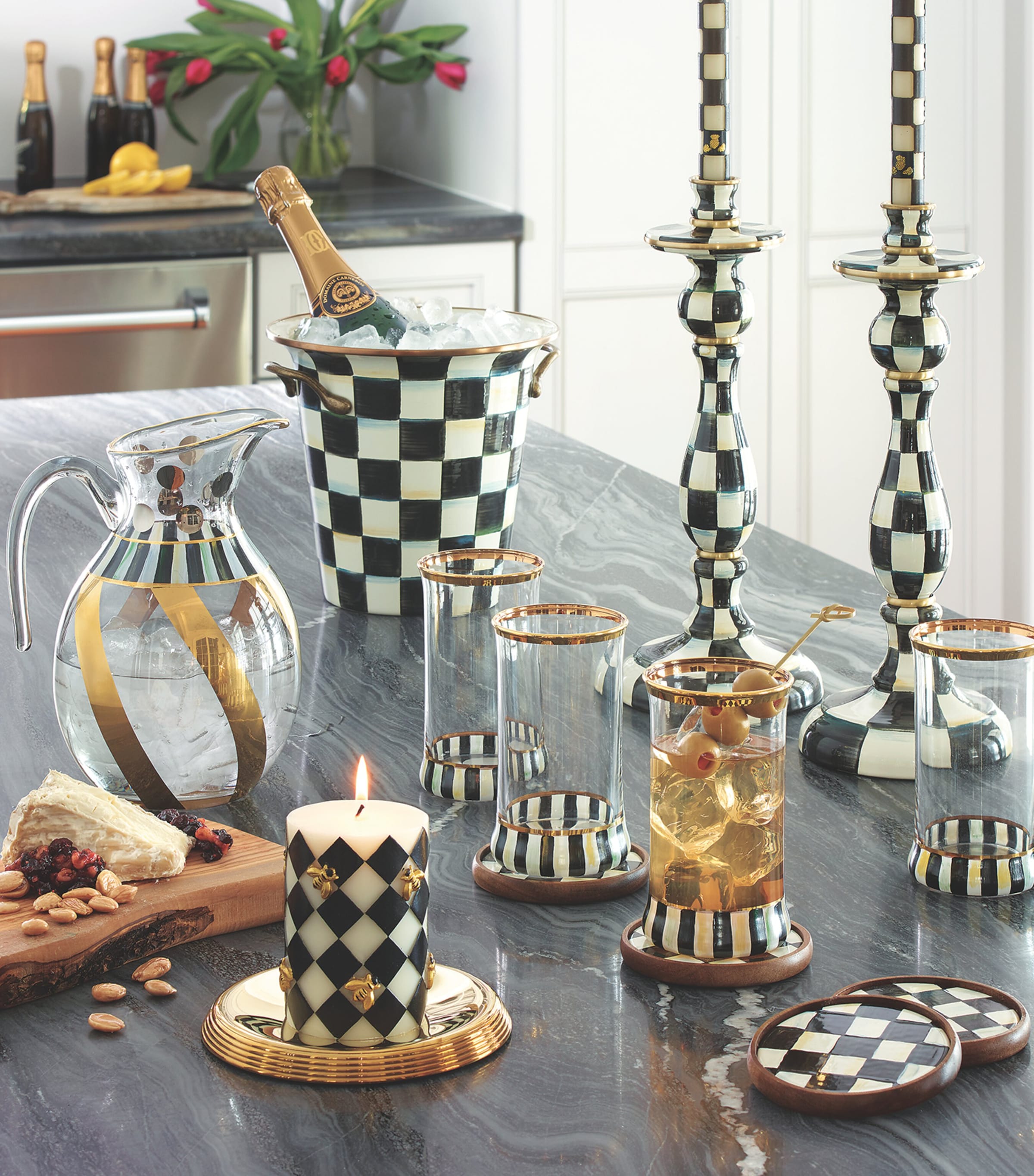 Set of 4 Wood Courtly Check Coasters BLACK