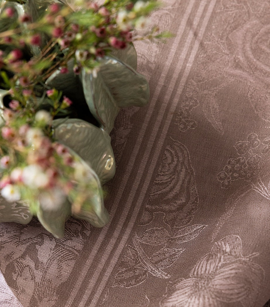 Le Jacquard Français Linen Romance Tablecloth (175cm x 250cm)