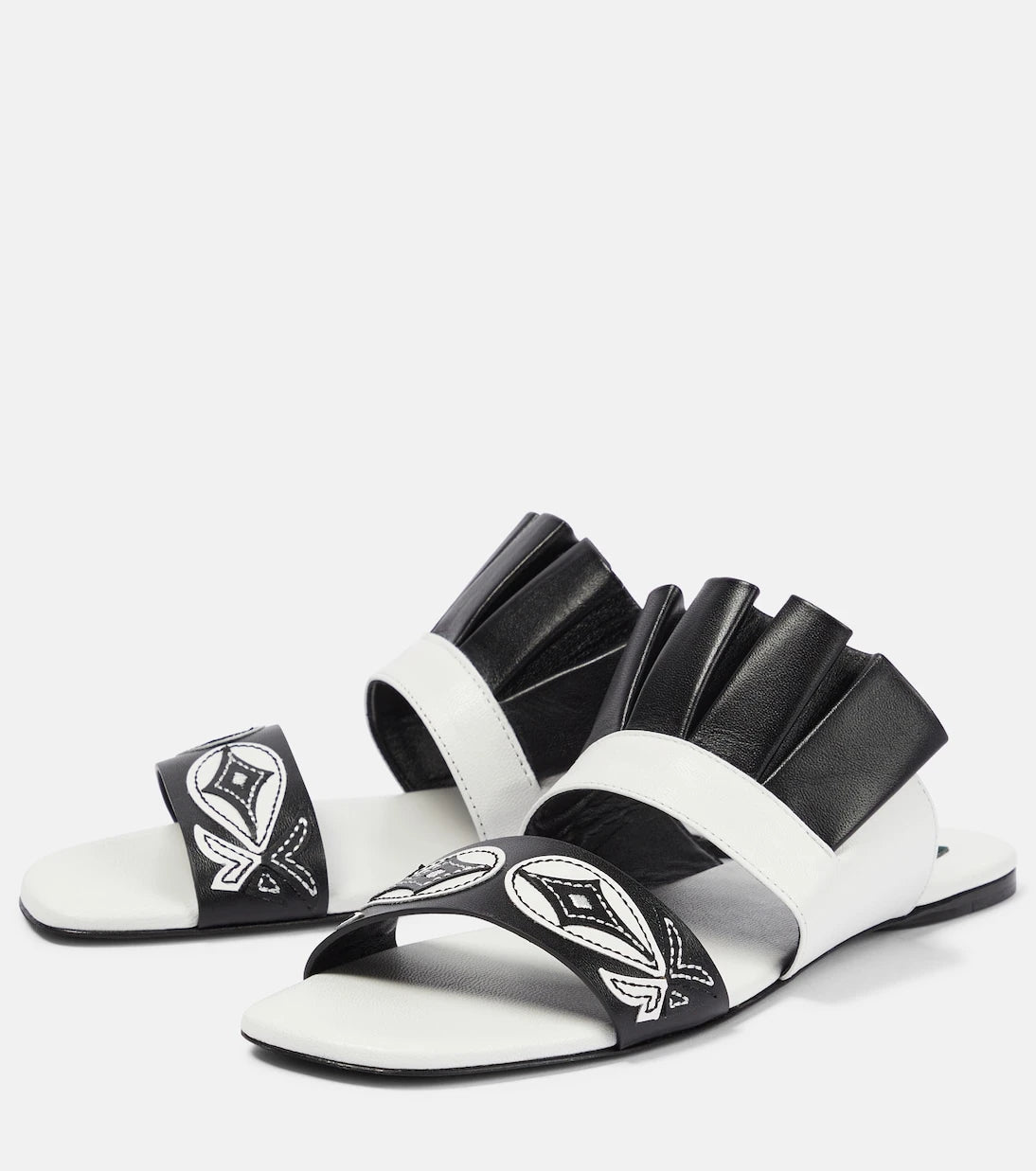 Pucci - صنادل جلدية مطرزة