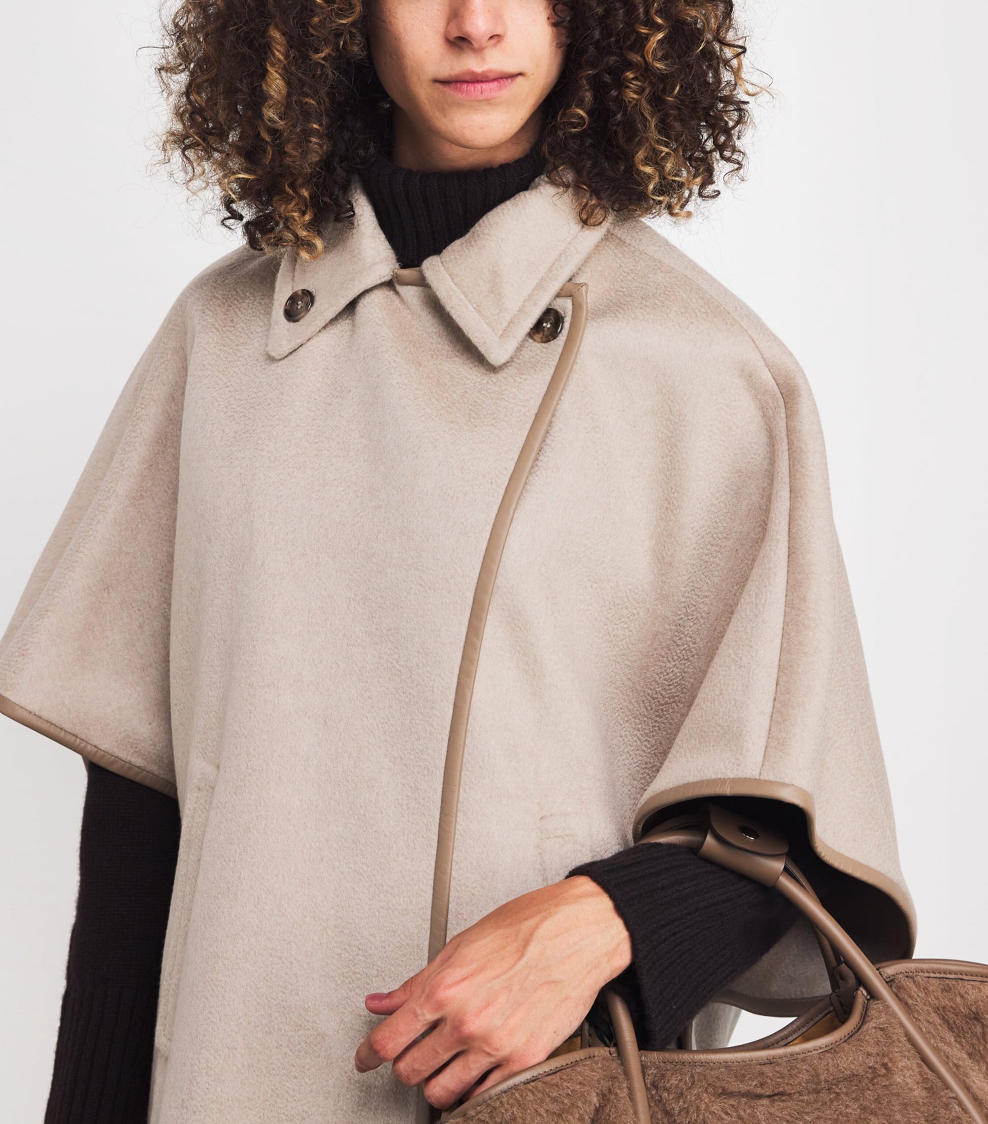 Max Mara Beige Cashmere Collar Cape