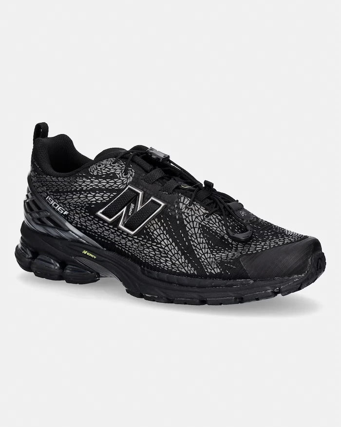 New Balance 1906 Sneakers
