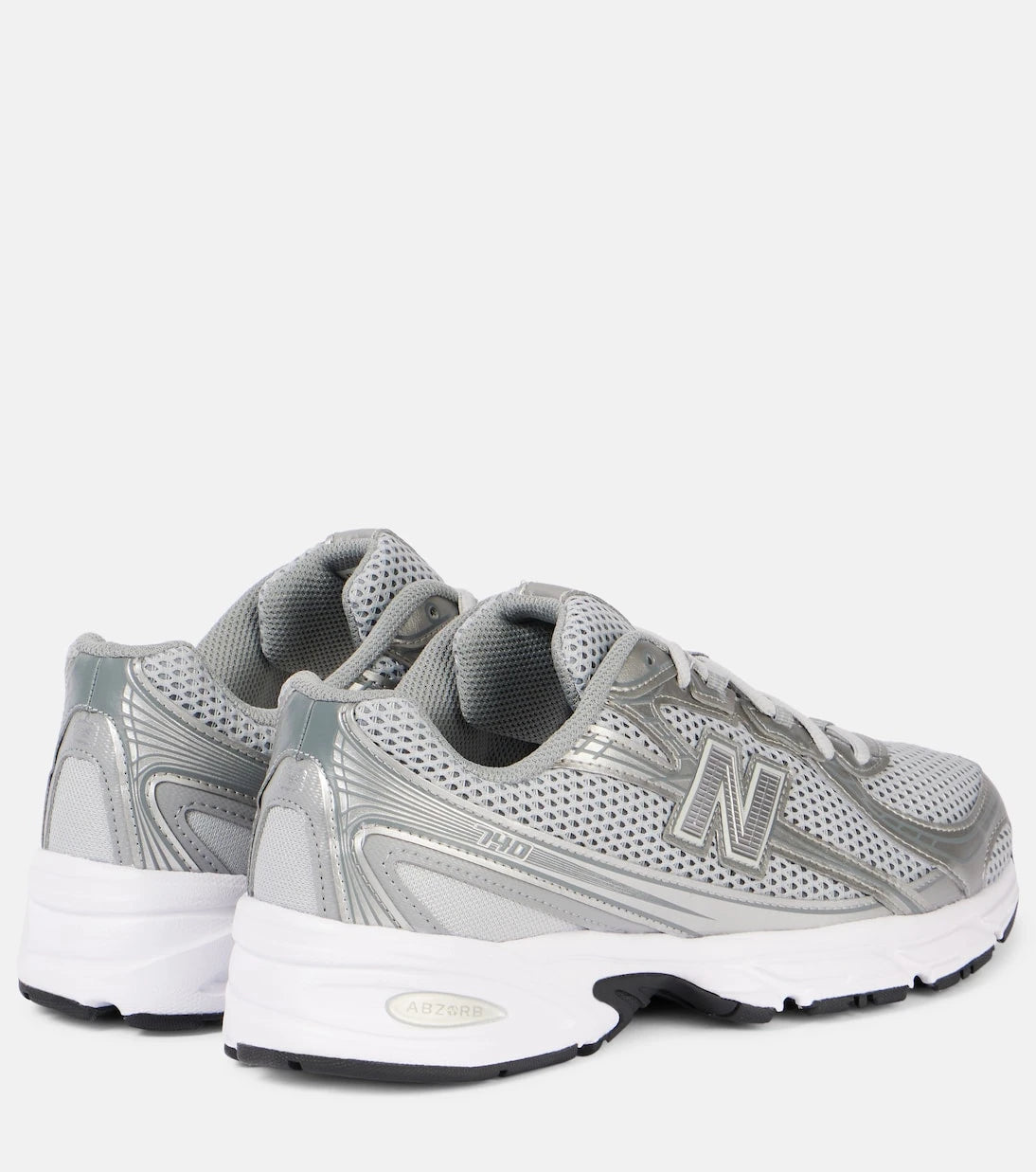 New Balance - حذاء رياضي 740