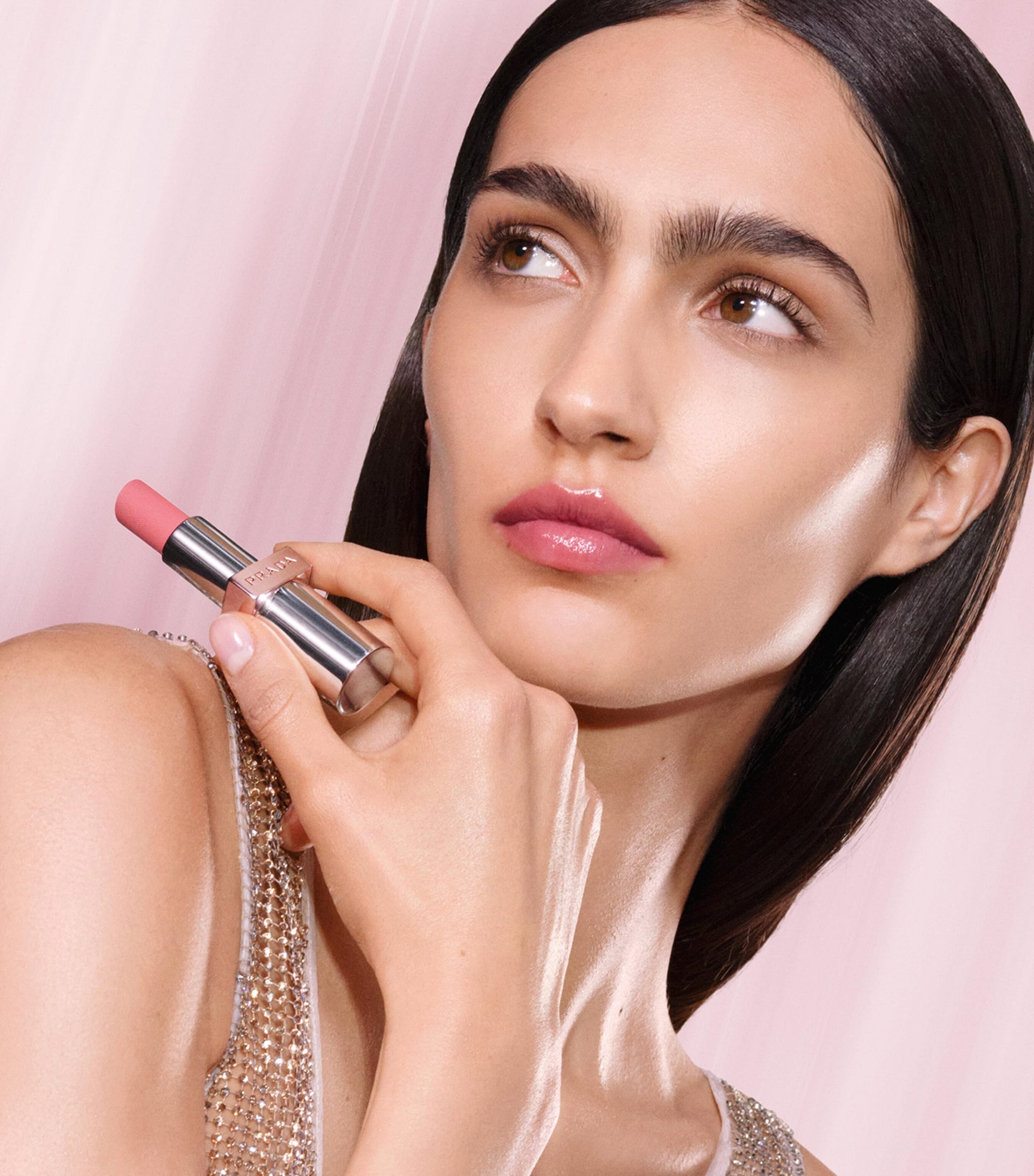 Light Glowing Lip Colour