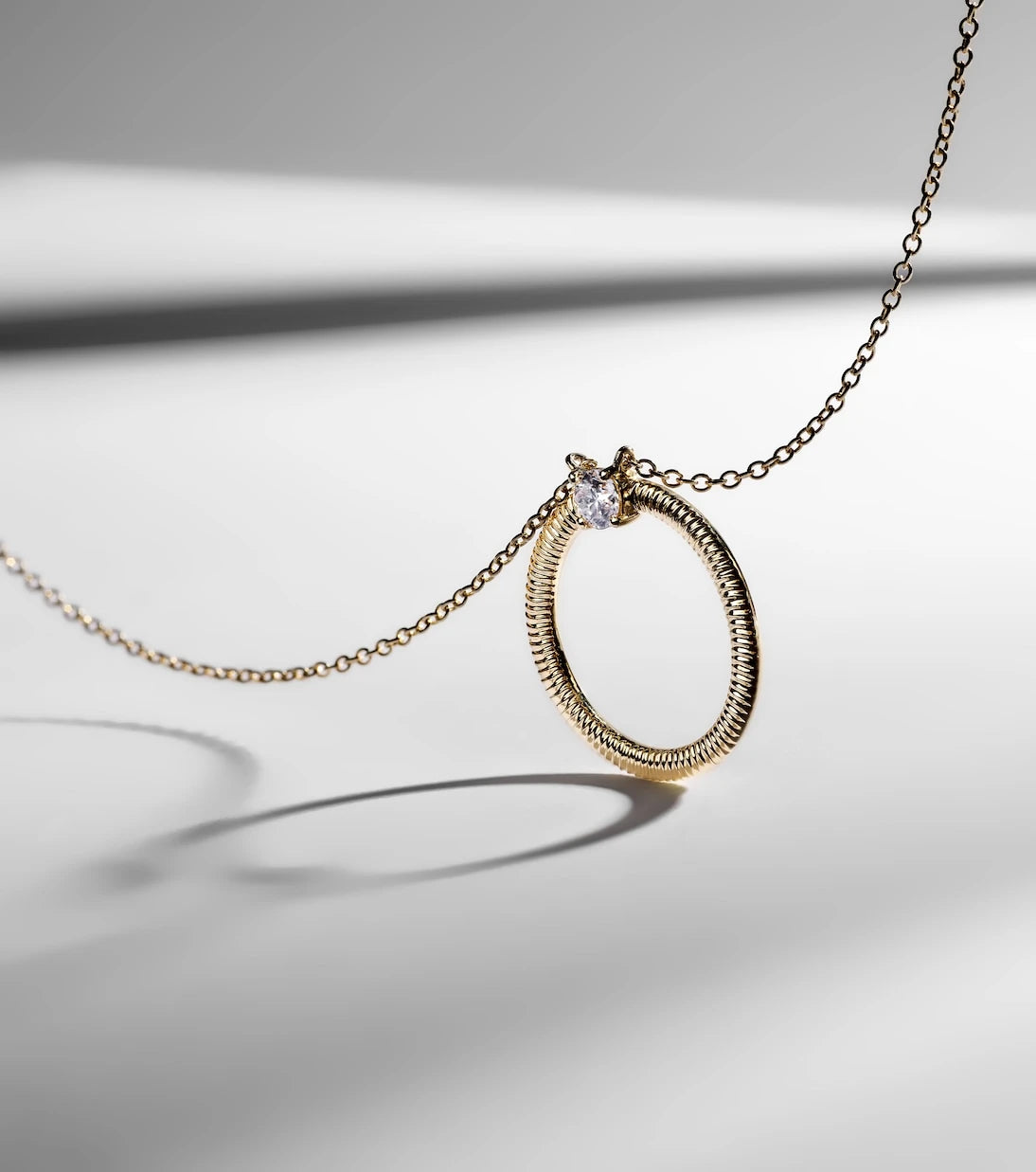 Stone and Strand - Prince 14kt gold necklace with diamonds
