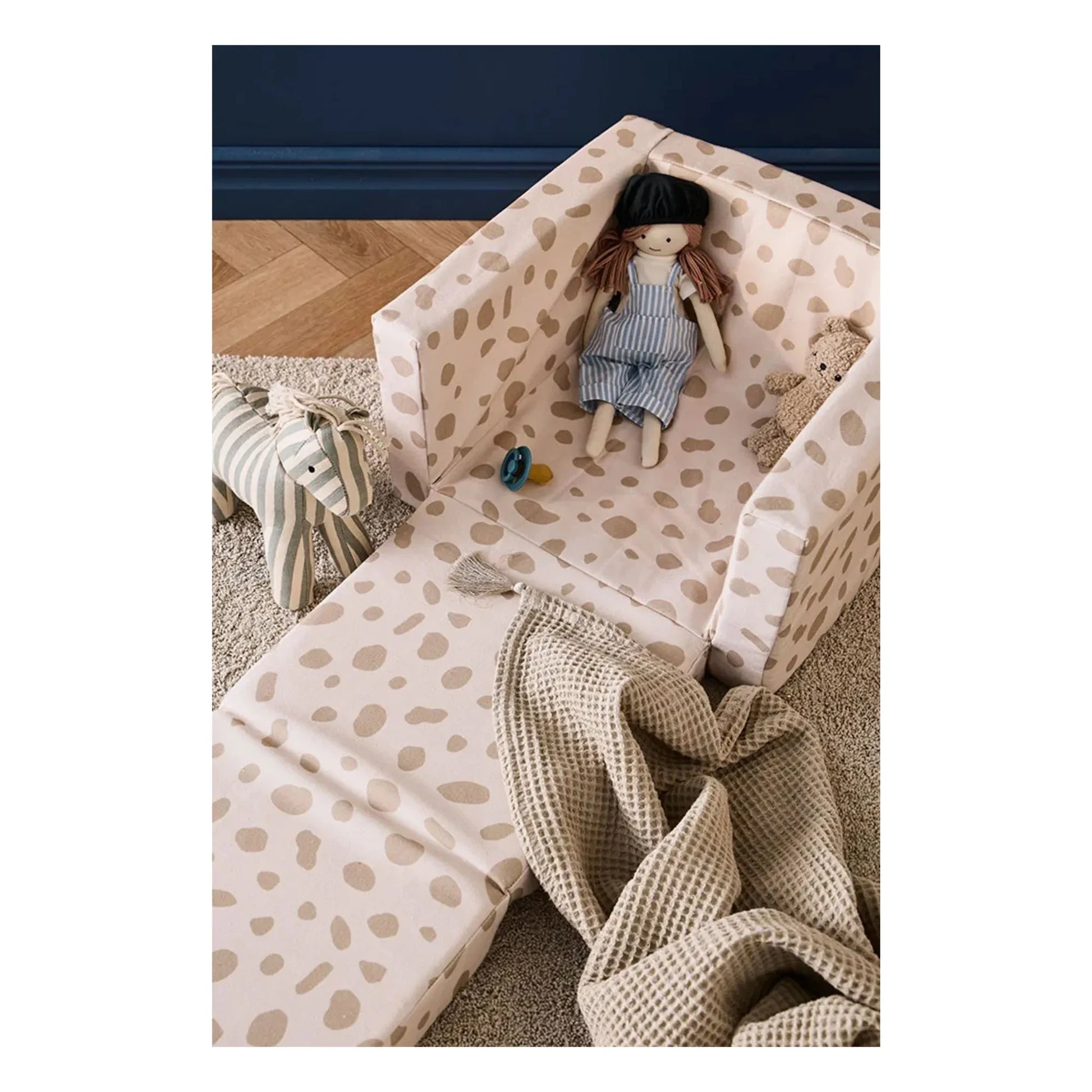 Kid's Concept - Fireside chair with polka dots | Grey