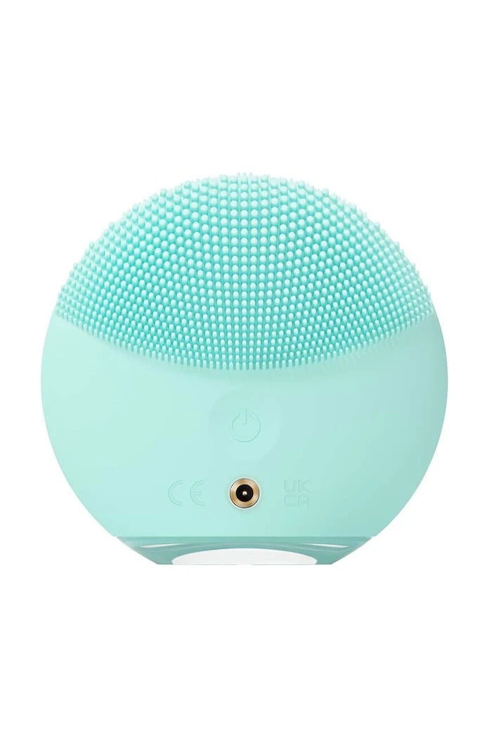 FOREO LUNA™ 4 Mini Çift Taraflı Yüz Temizleme Masaj Cihazı