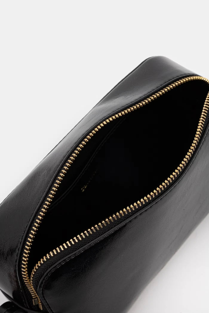 Calvin Klein чанта crossbody дамска