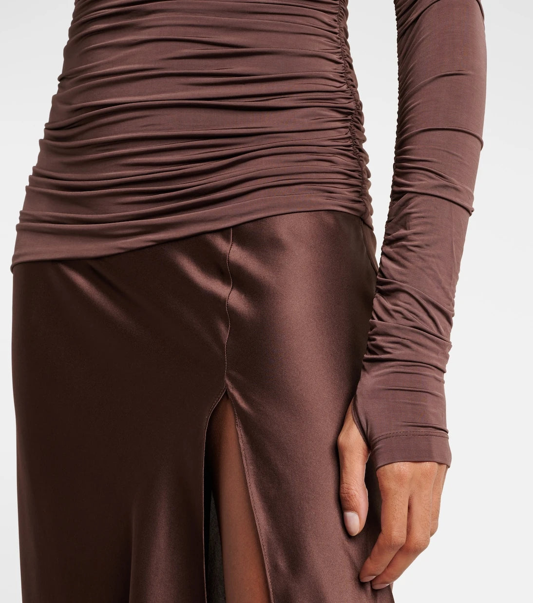 SIR - فستان أليسيا ماكسي من الجيرسيه والستان