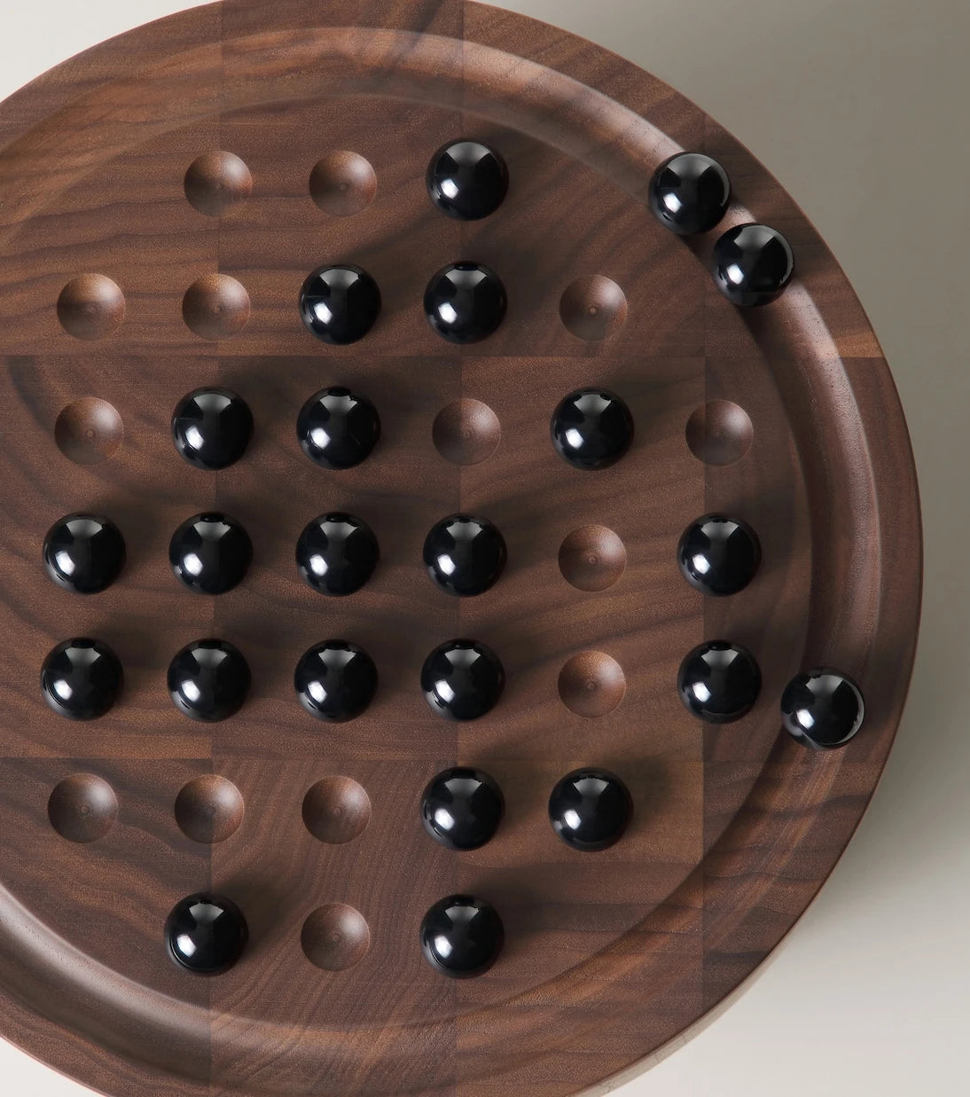 Giobagnara - Mocambo Peg walnut solitaire set