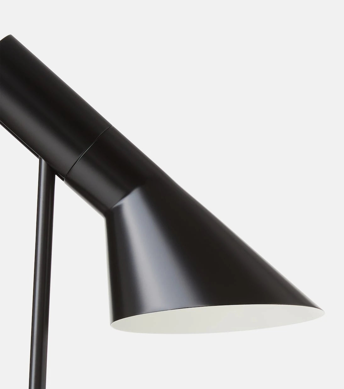 Louis Poulsen - AJ Mini table lamp by Arne Jacobsen (EU plug)