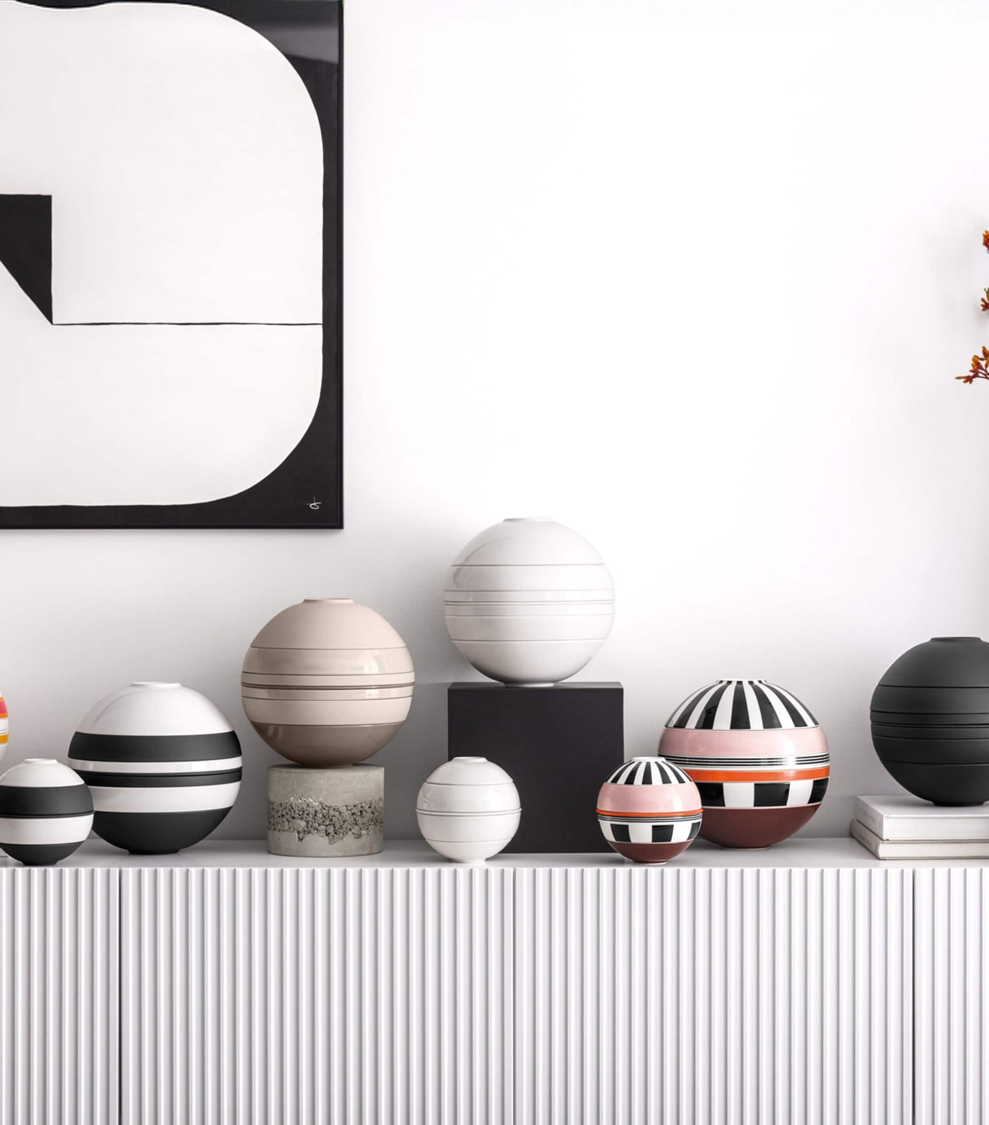 Iconic La Petite Boule Tableware Set