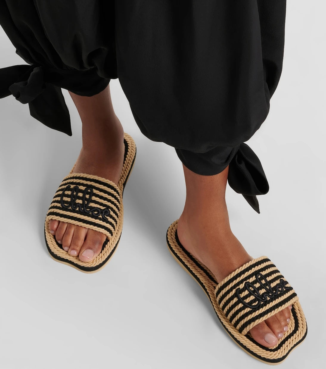 Chloé - Chloé Sand logo slides
