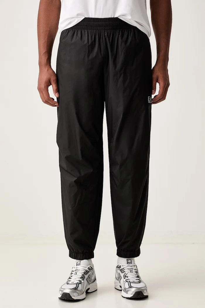 EA7 Emporio Armani erkek antrenman takımı