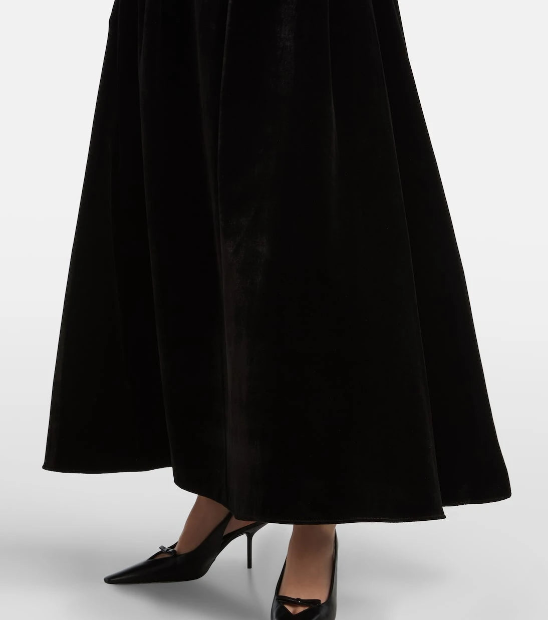 Elie Saab - Halterneck velvet gown