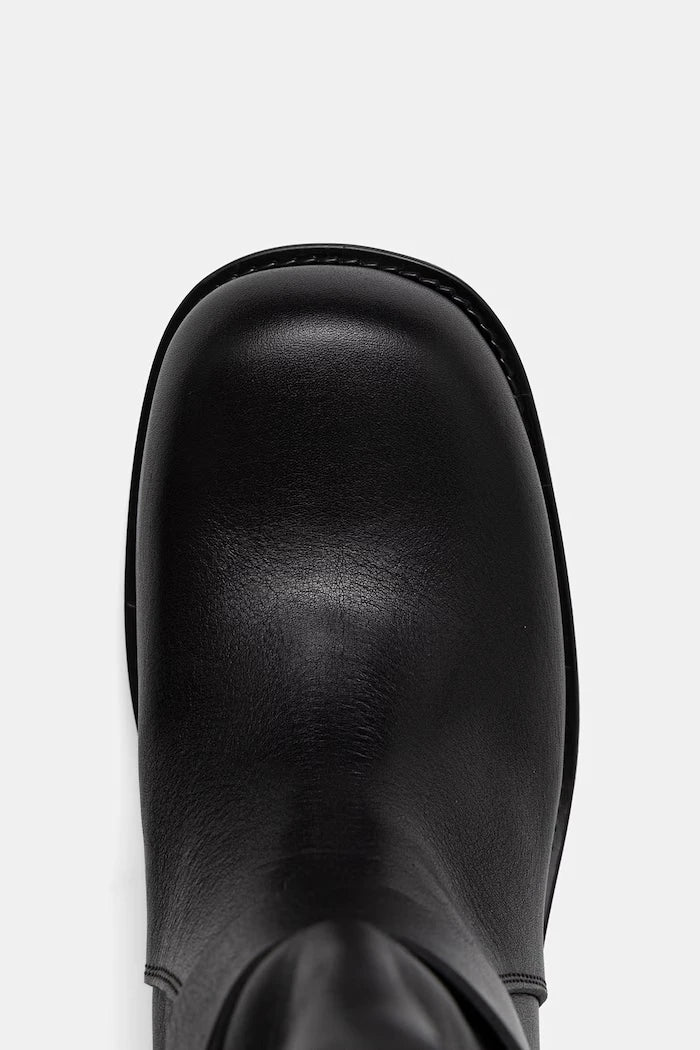 Weekend Max Mara ботуши под коляното дамски от кожа