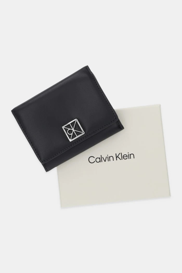 Кожен портфейл Calvin Klein
