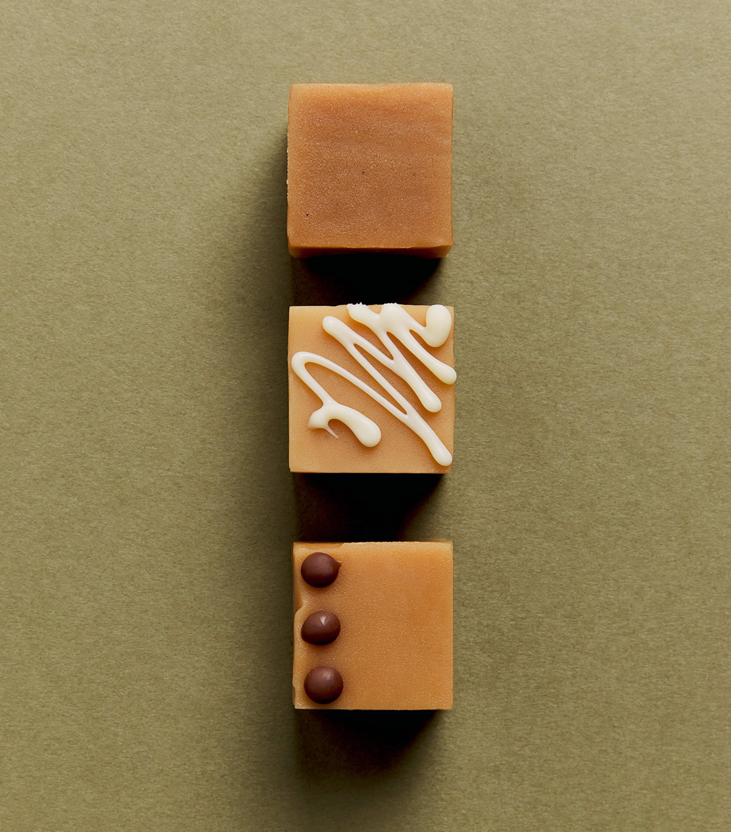 Classic Fudge Collection Box (195g)