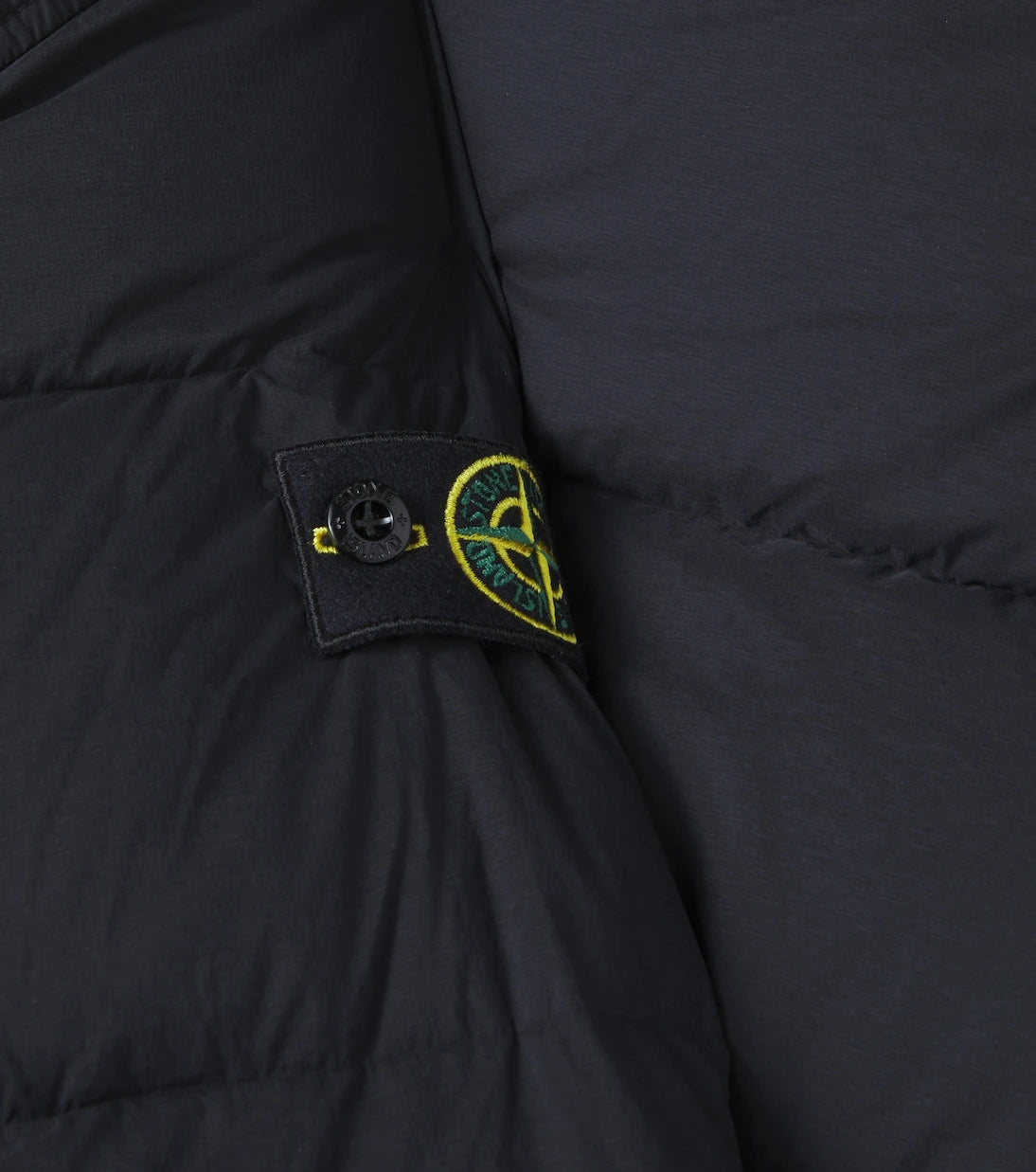 Stone Island Junior - جاكيت مبطن بطبعة البوصلة