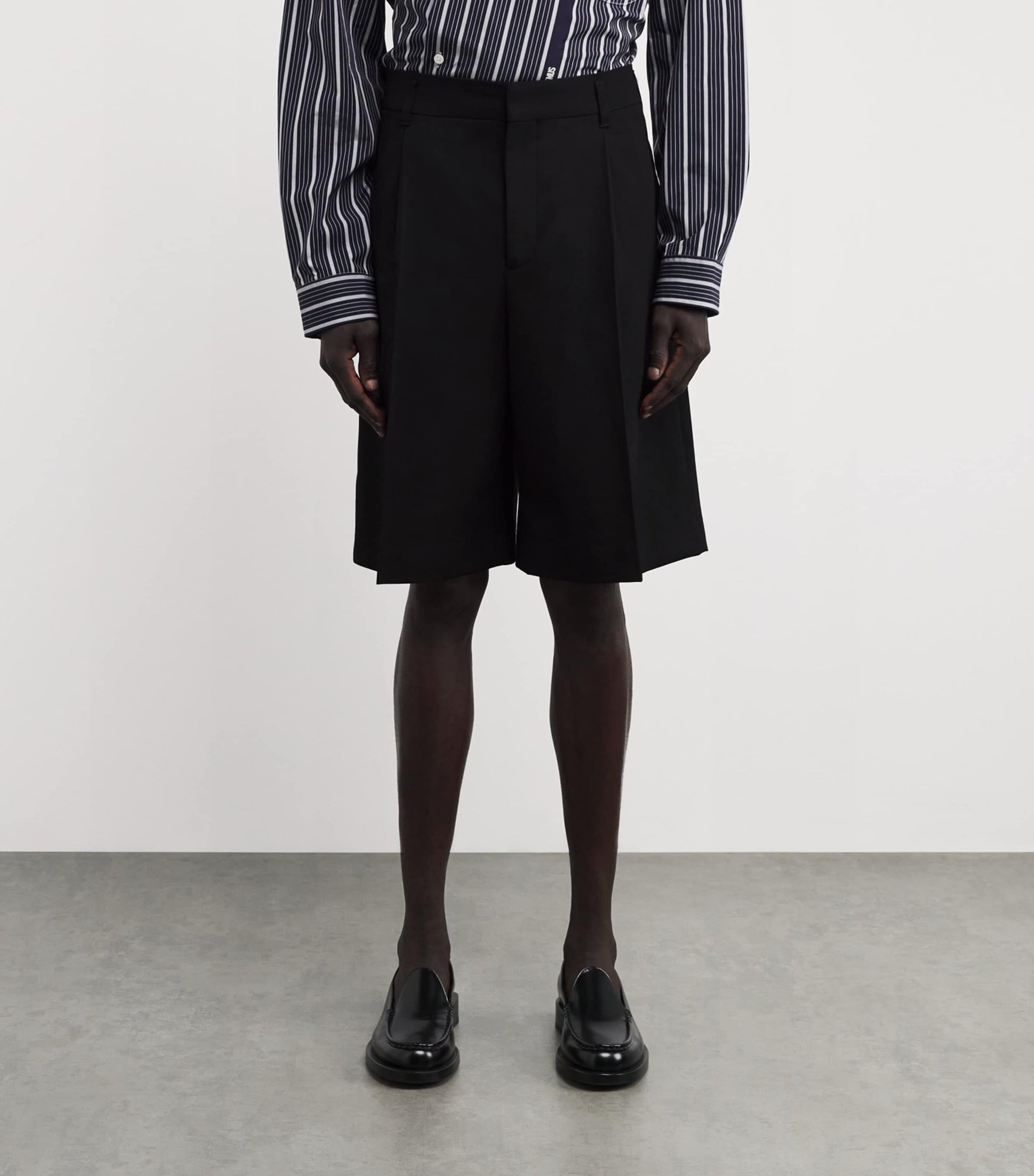 Jacquemus Stretch-Wool Ovalu Shorts