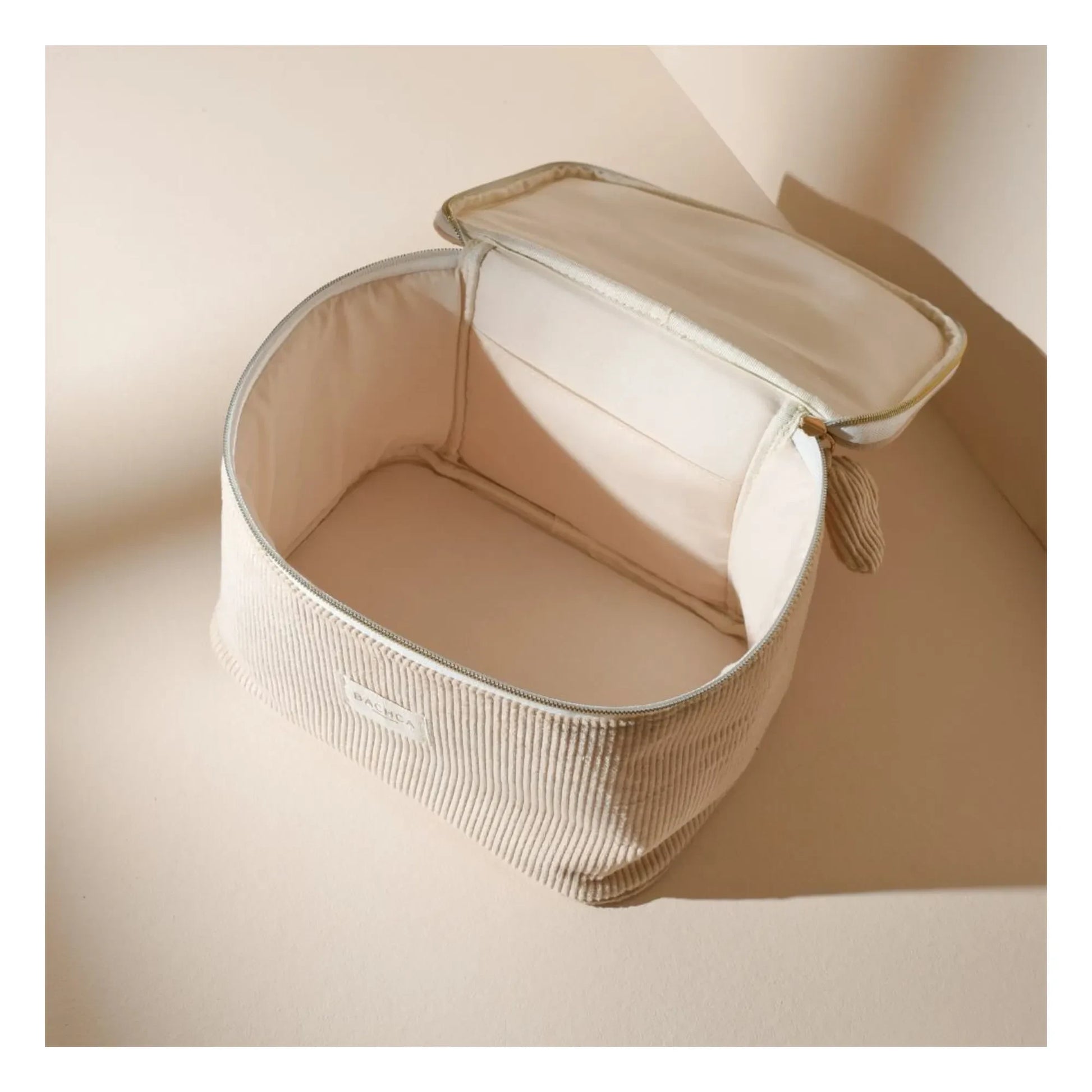 Bachca - Velvet vanity case  | Powder pink