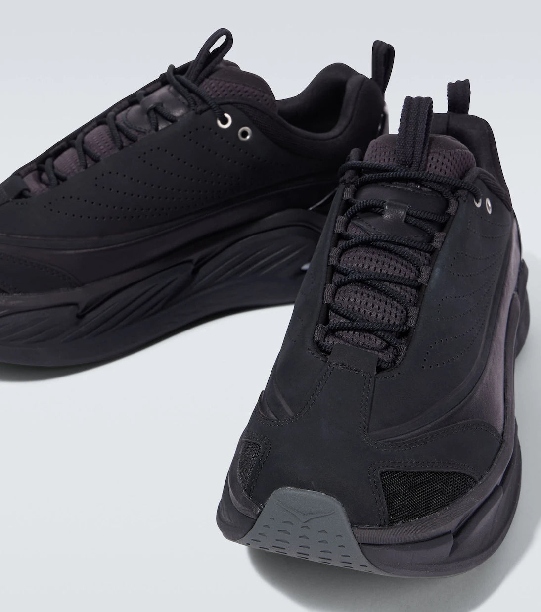 Hoka One One - حذاء رياضي Elevon X مُزيّن بالجلد