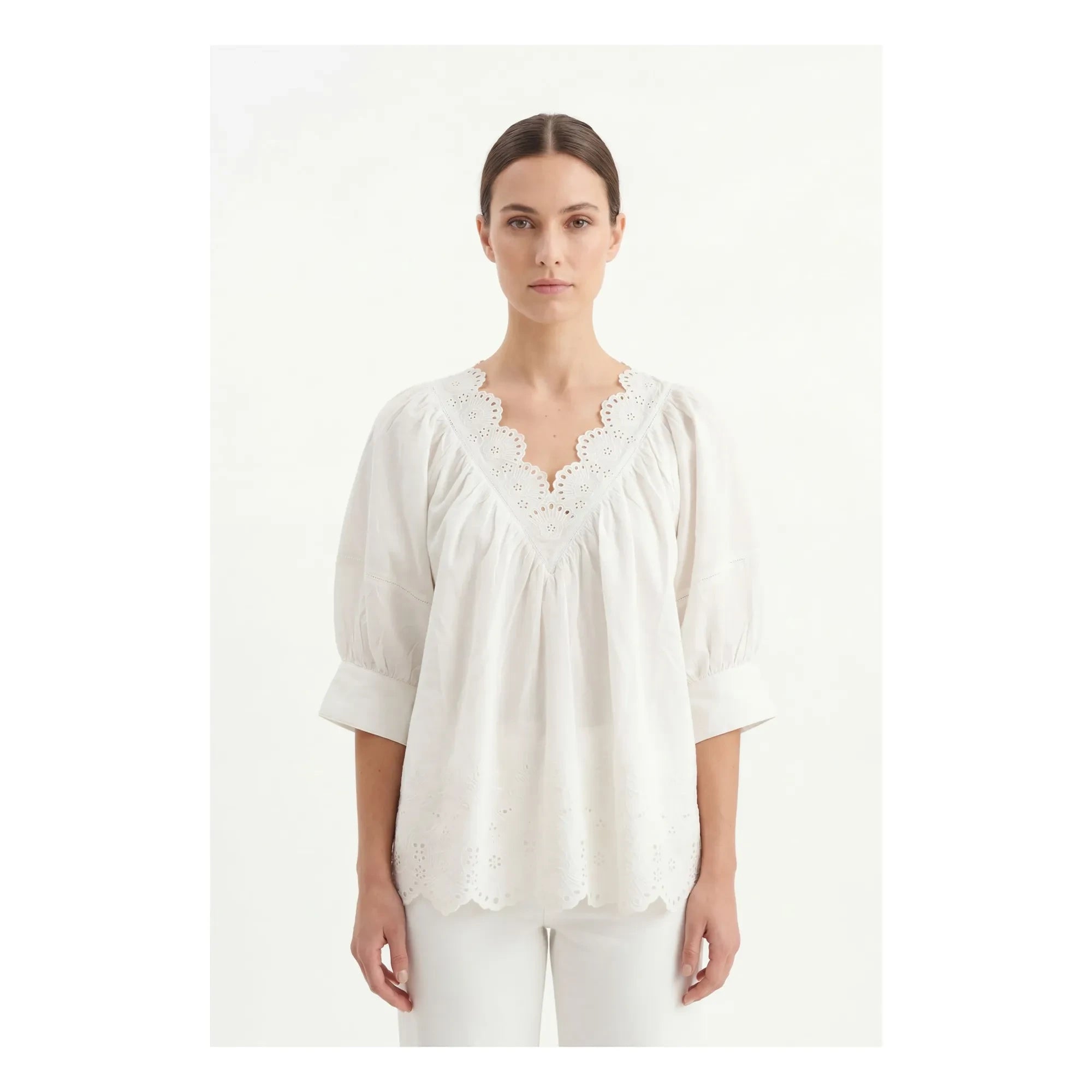 BELLEPIECE - Tito Cotton embroidered blouse | White