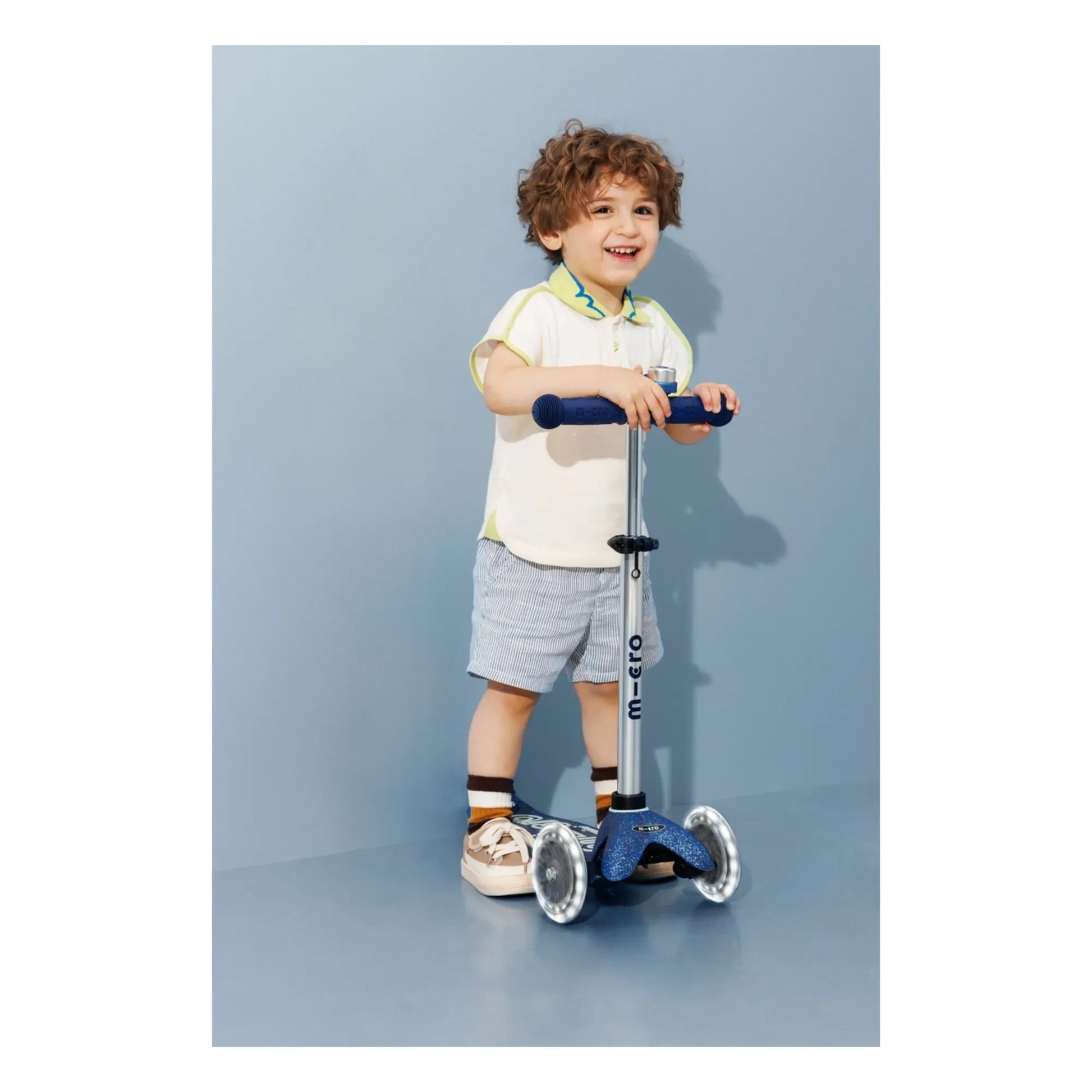 Micro - Mini LED Glitter Scooter | Blue