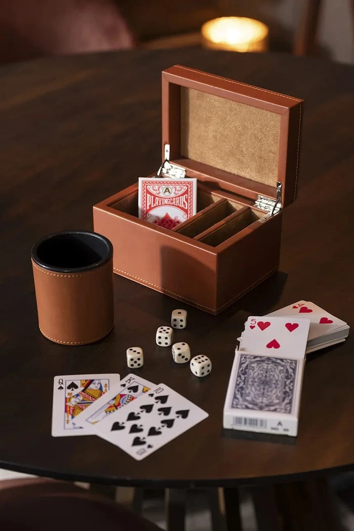 J-Line Игра на карти 17,5 x 12 x 10 cm