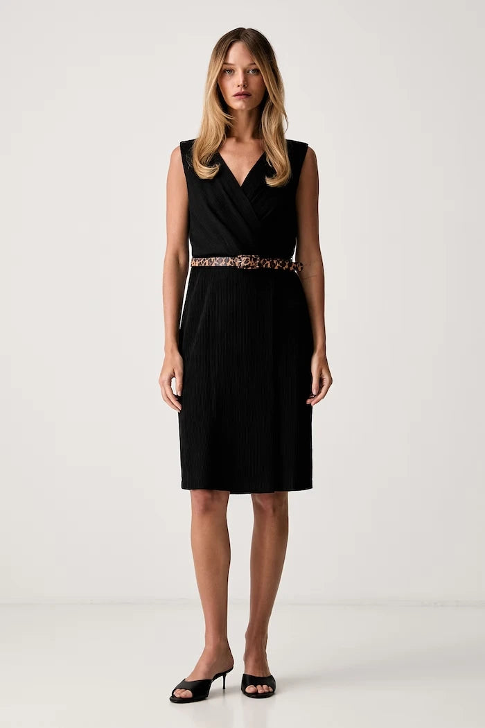 DKNY elbise