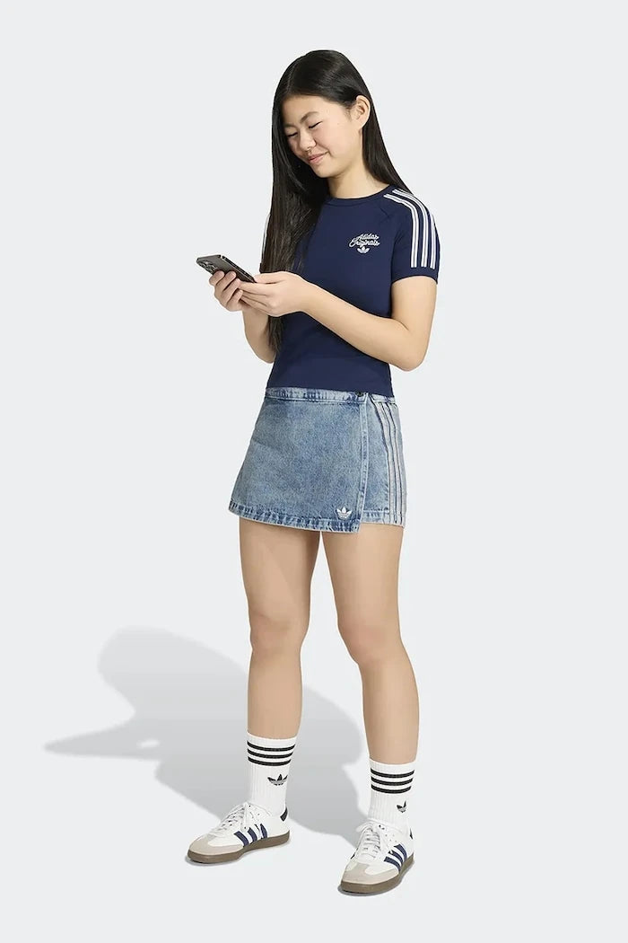 Çocuklar için pamuklu adidas Originals tişört