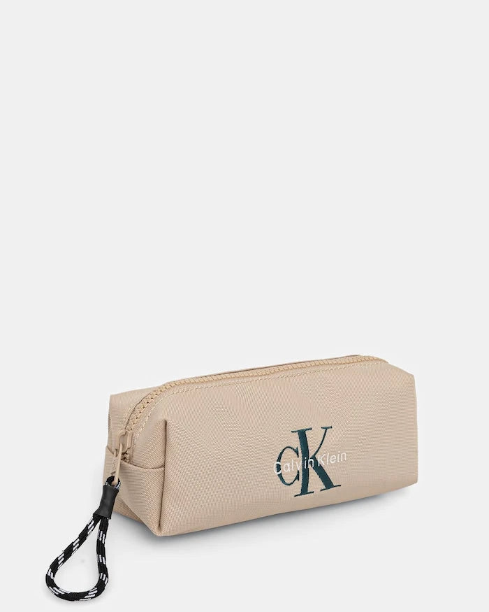 Calvin Klein Jeans моливник за деца
