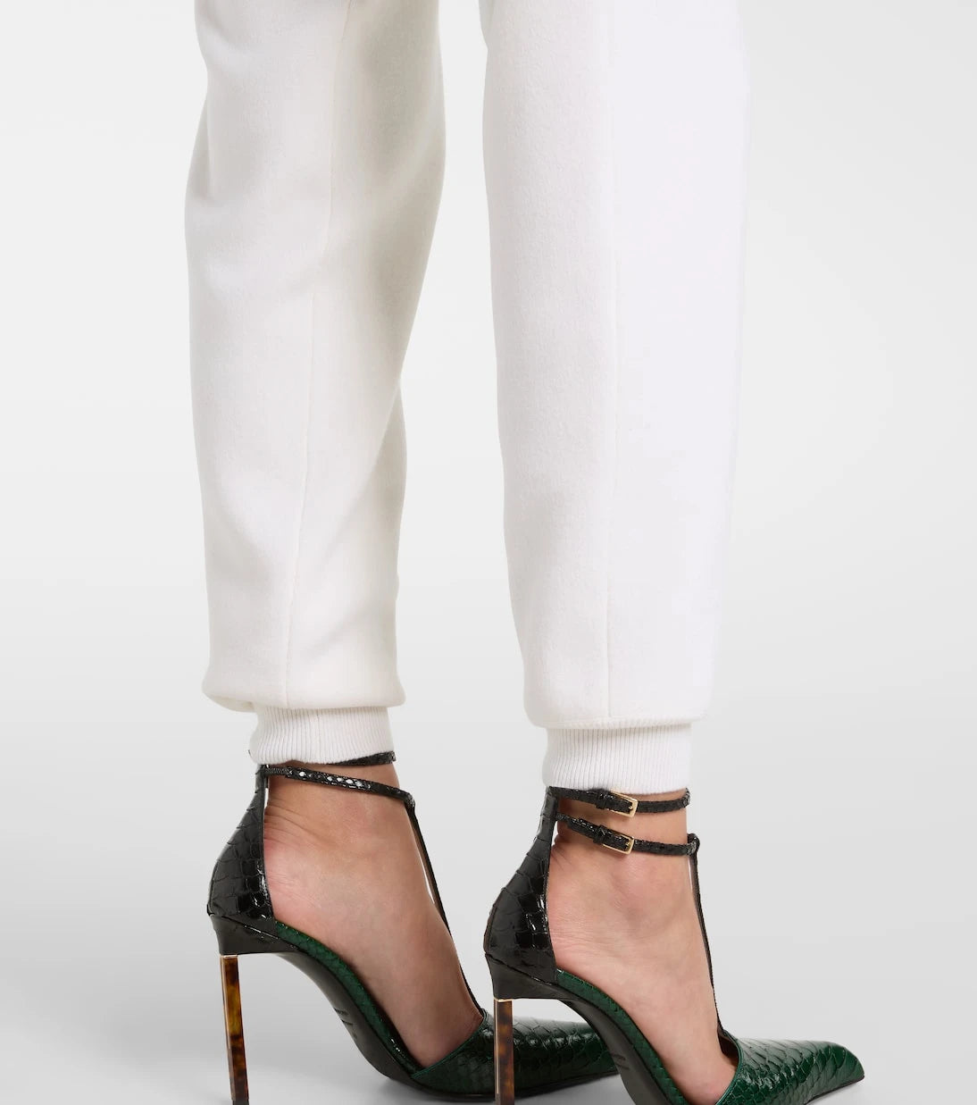 Tom Ford - Tapered wool and cashmere-blend pants