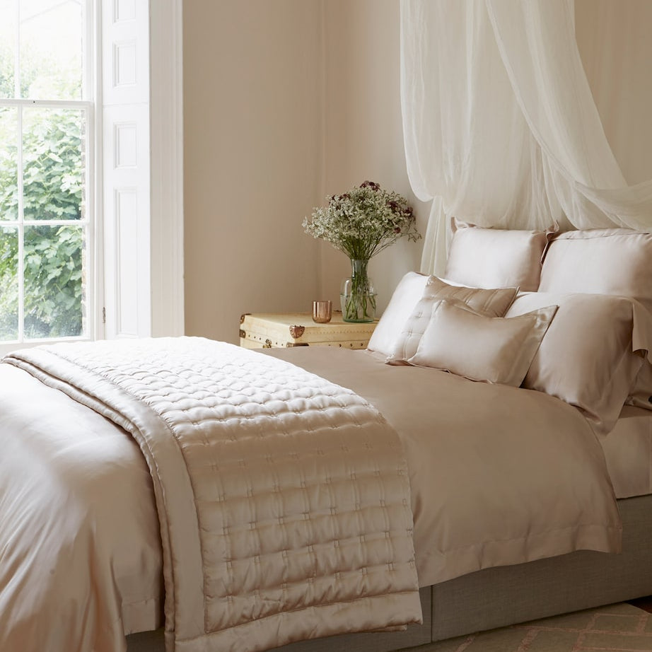 Silk Super King Flat Sheet (280cm x 310cm)