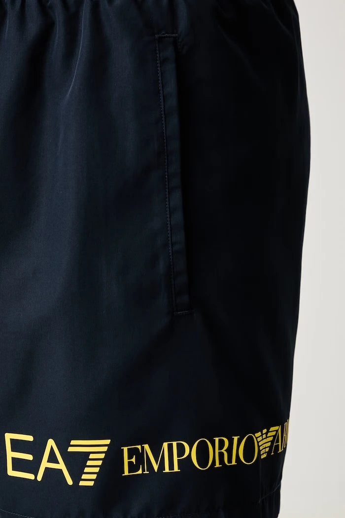 EA7 Emporio Armani erkek mayo şortu