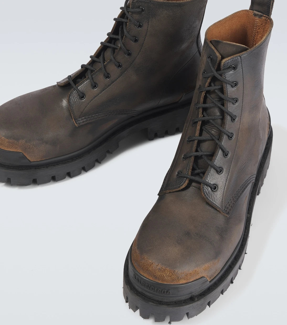 Balenciaga - Strike deri bot