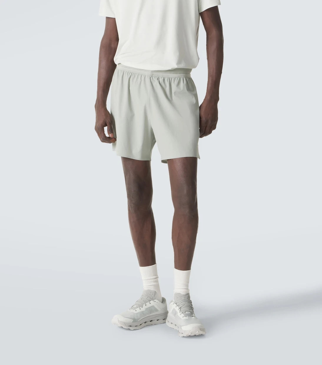 On - Logo shorts