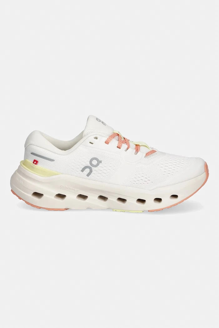 On обувки за бягане дамски Cloudrunner 3