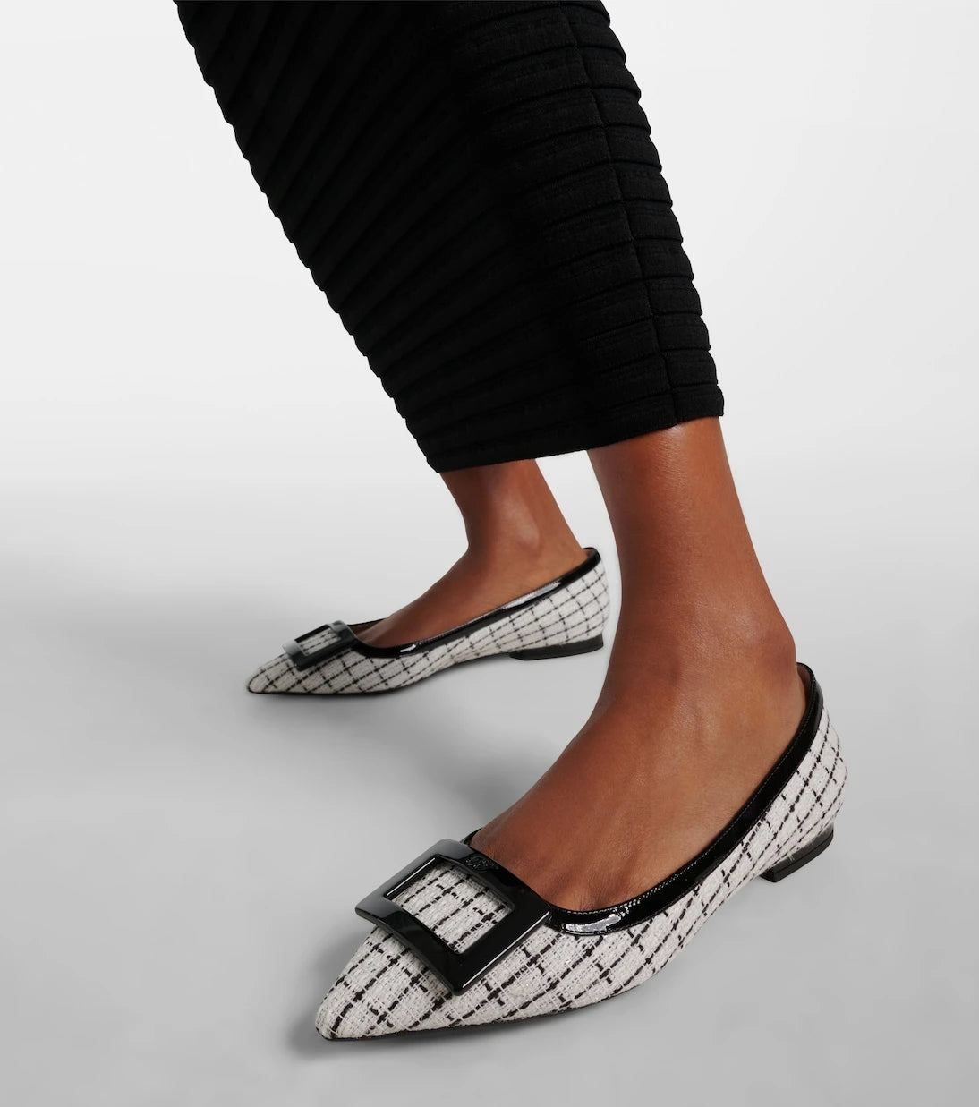 Roger Vivier - Gommettine bouclé ballet flats