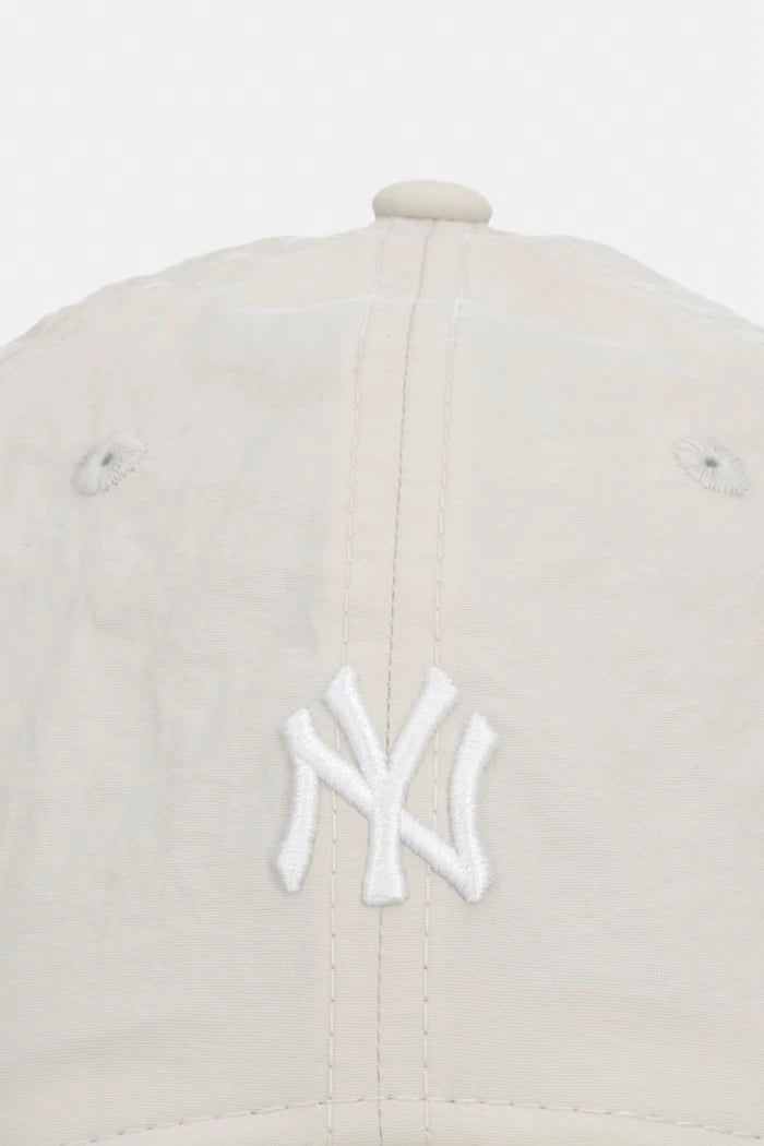 New Era бейзболна шапка RECYCLED MINI 920 NYY