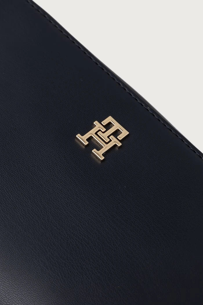 Tommy Hilfiger imitasyon deri kadın crossbody çanta