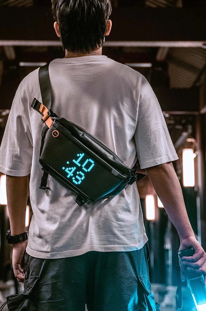Divoom Pixoo Sling Bag pixel art ekranlı bel çantası