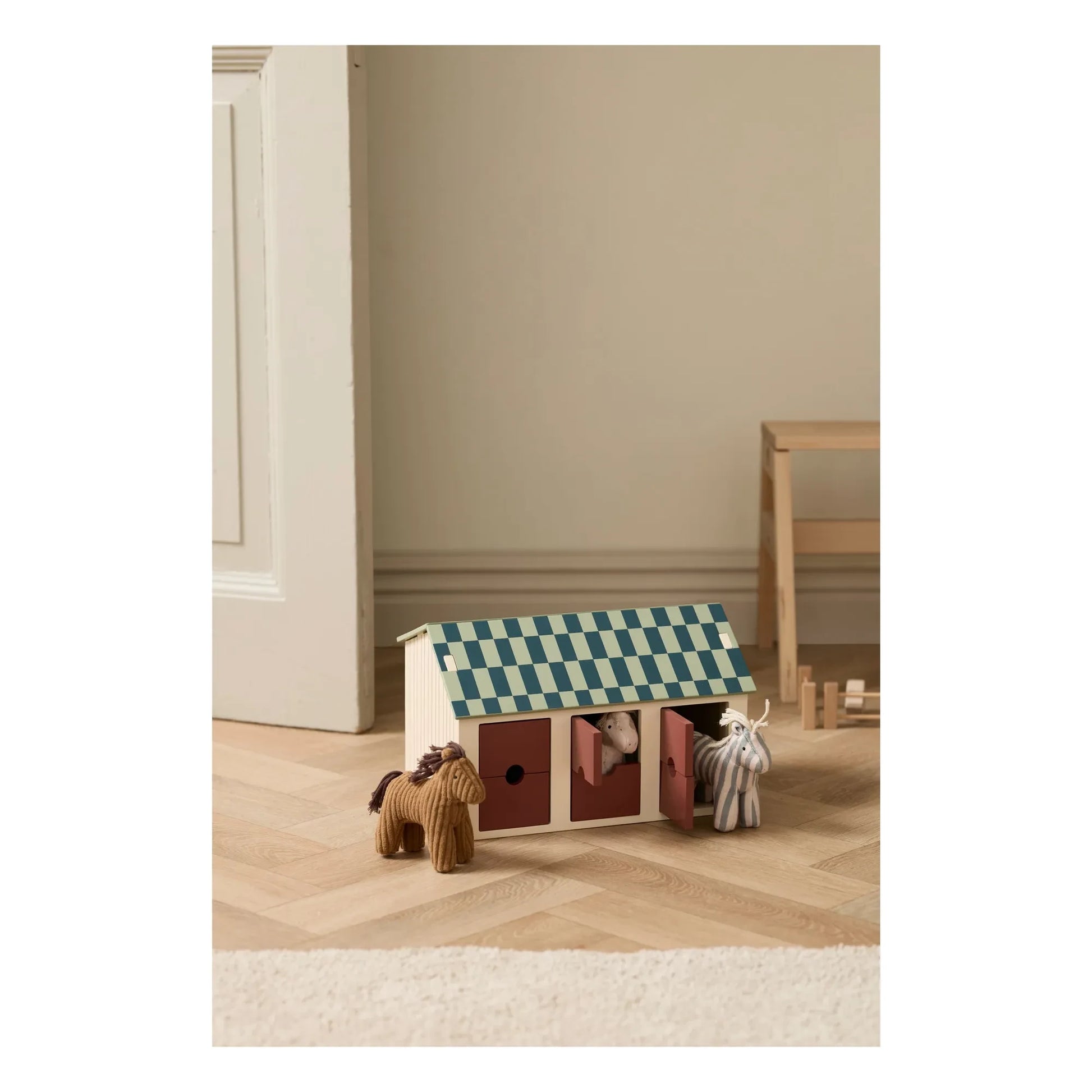 Kid's Concept - Stable with horses